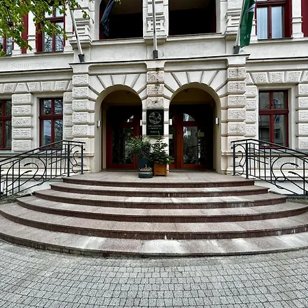 Dk Dyplomat